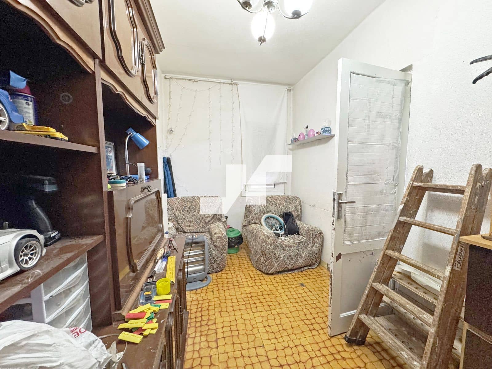 3 bedroom Flat for sale in La Vall d'Uixo - € 78,000 (Ref: 9669695)