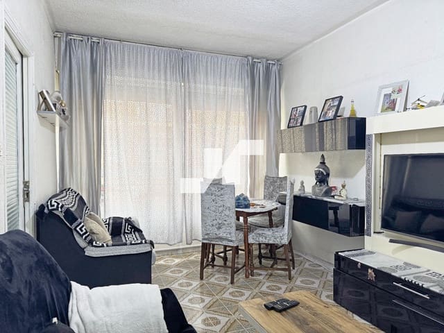 3 bedroom Flat for sale in La Vall d'Uixó - € 78,000 (Ref: 9669695)