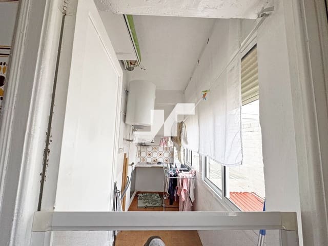 3 bedroom Flat for sale in La Vall d'Uixó - € 78,000 (Ref: 9669695)