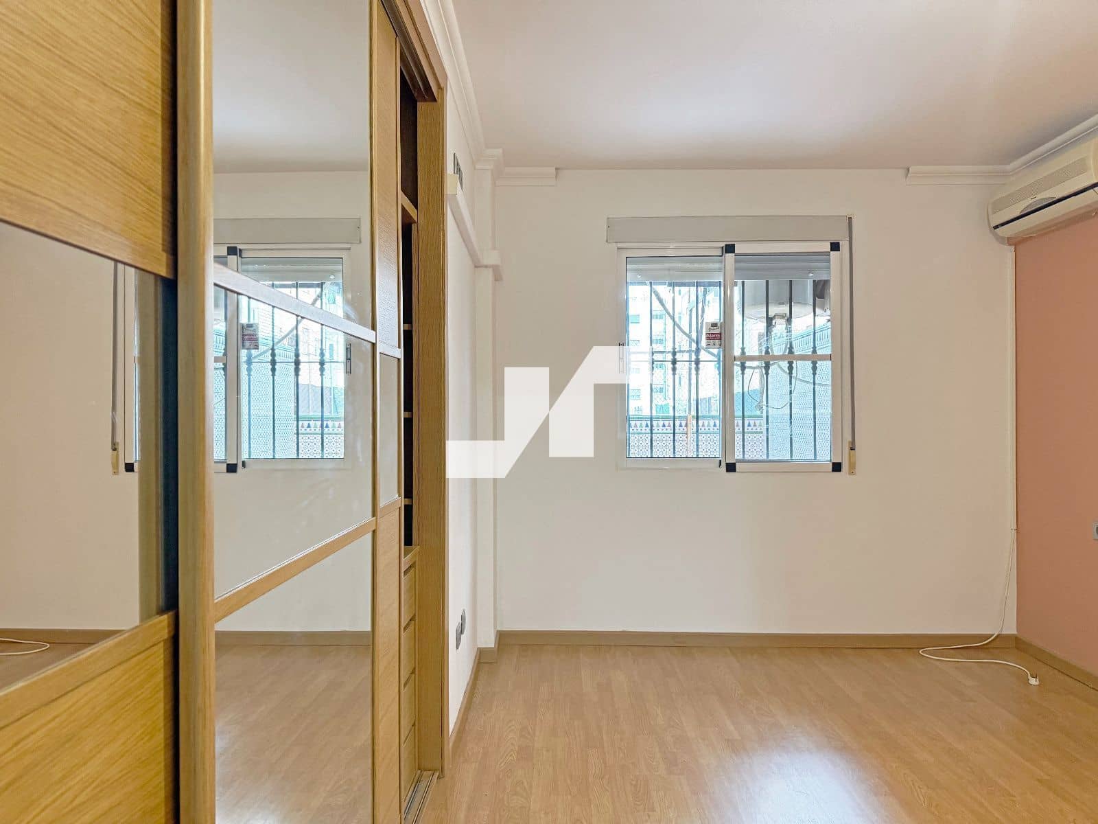 3 bedroom Flat for sale in Vila-real with garage - € 230,000 (Ref: 9675923)