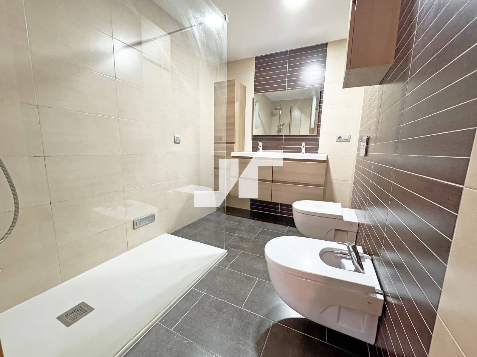 3 bedroom Flat for sale in Vila-real with garage - € 230,000 (Ref: 9675923)