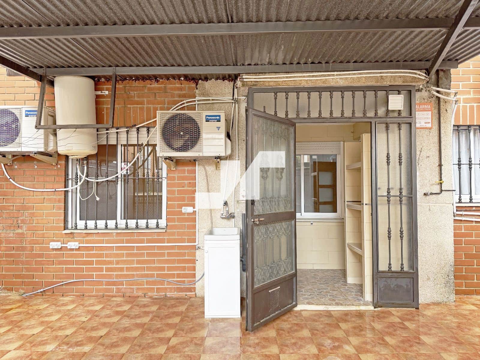 3 bedroom Flat for sale in Vila-real with garage - € 230,000 (Ref: 9675923)