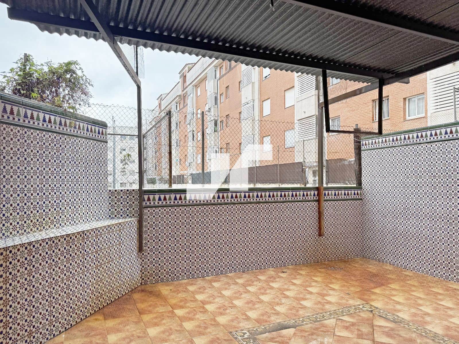 3 bedroom Flat for sale in Vila-real with garage - € 230,000 (Ref: 9675923)