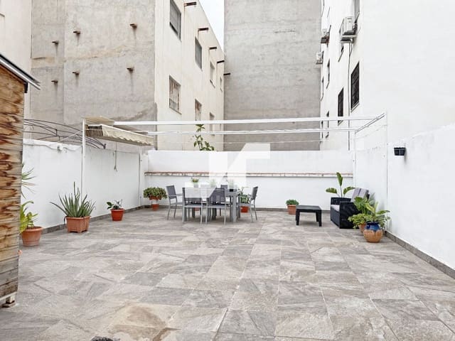 4 bedroom Flat for sale in Burriana / Borriana with garage - € 190,000 (Ref: 9675924)