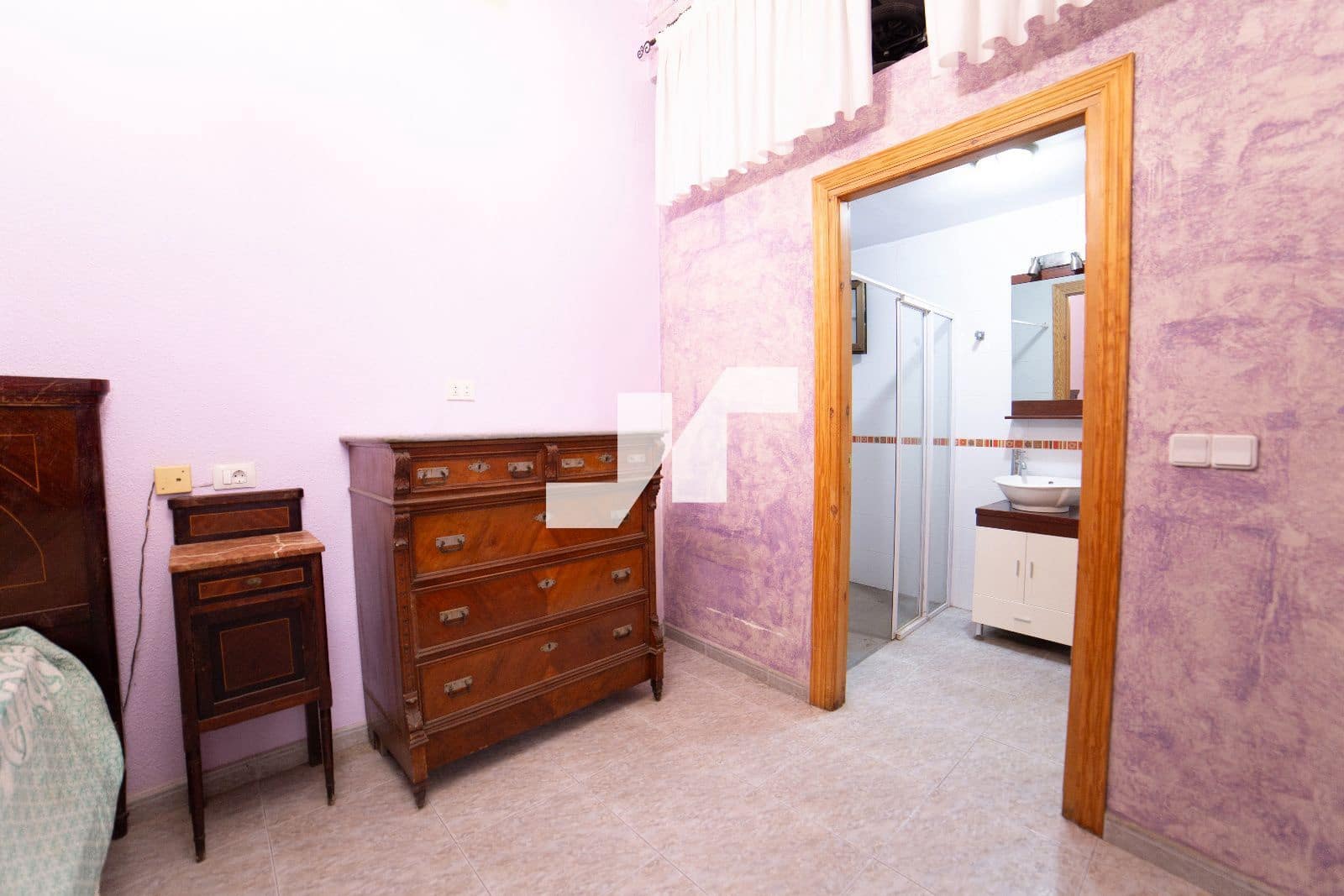 4 bedroom Villa for sale in Castello de la Plana - € 215,000 (Ref: 9679251)