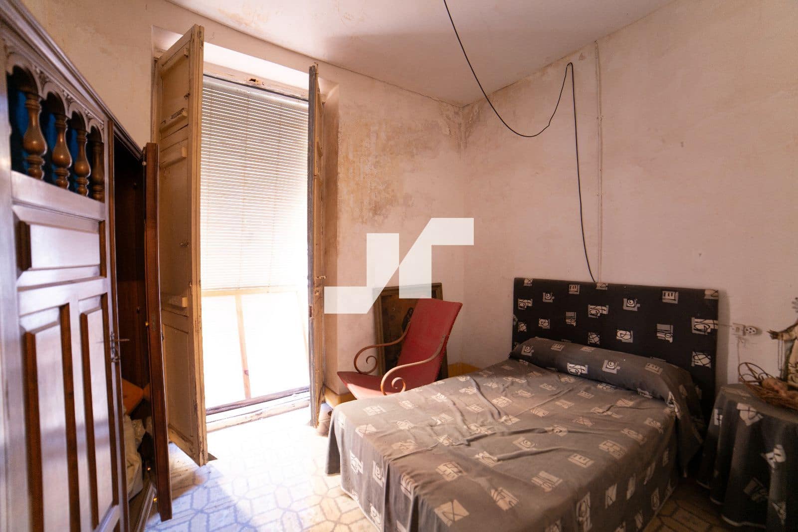 4 bedroom Villa for sale in Castello de la Plana - € 215,000 (Ref: 9679251)