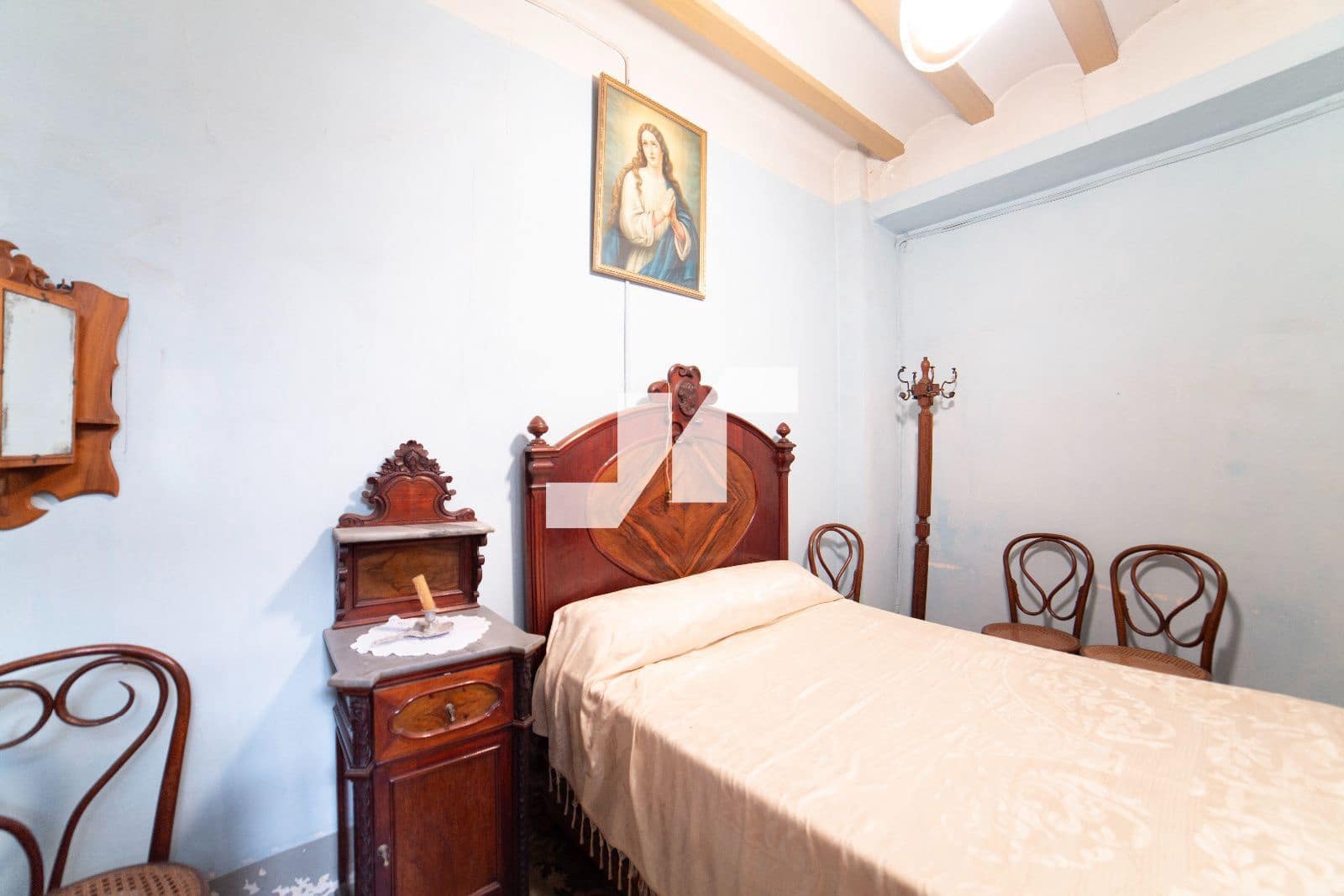 4 bedroom Villa for sale in Castello de la Plana - € 215,000 (Ref: 9679251)