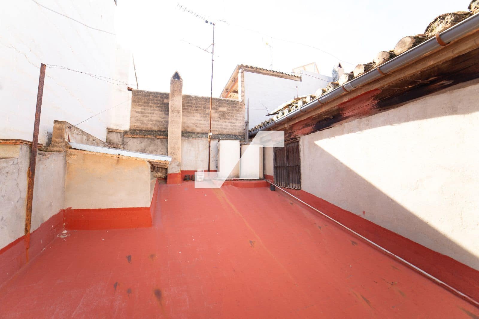 4 bedroom Villa for sale in Castello de la Plana - € 215,000 (Ref: 9679251)