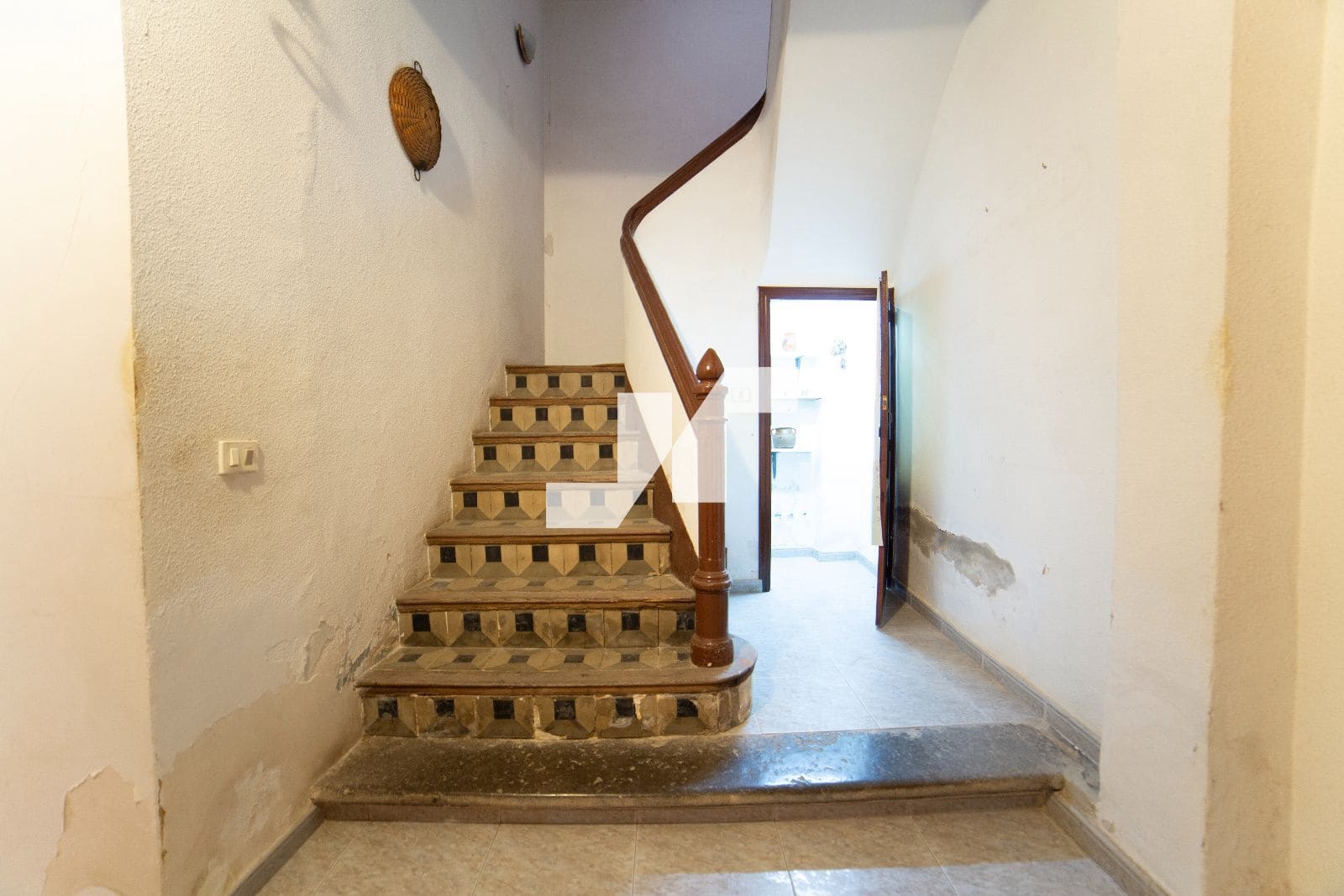 4 bedroom Villa for sale in Castello de la Plana - € 215,000 (Ref: 9679251)