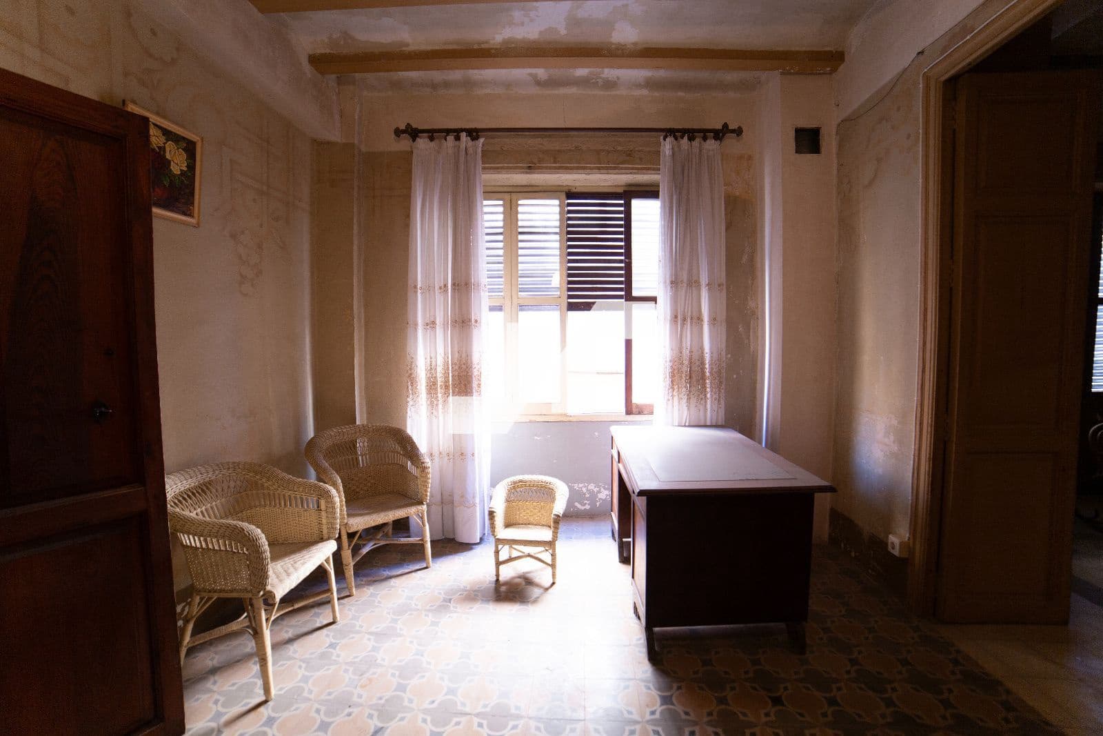 4 bedroom Villa for sale in Castello de la Plana - € 215,000 (Ref: 9679251)