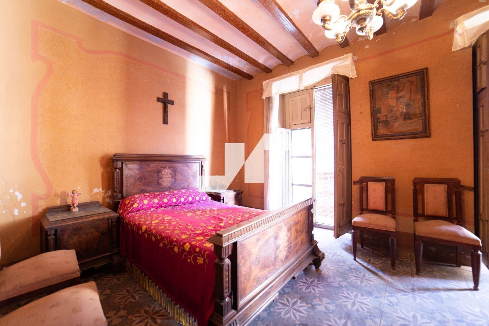 4 bedroom Villa for sale in Castello de la Plana - € 215,000 (Ref: 9679251)