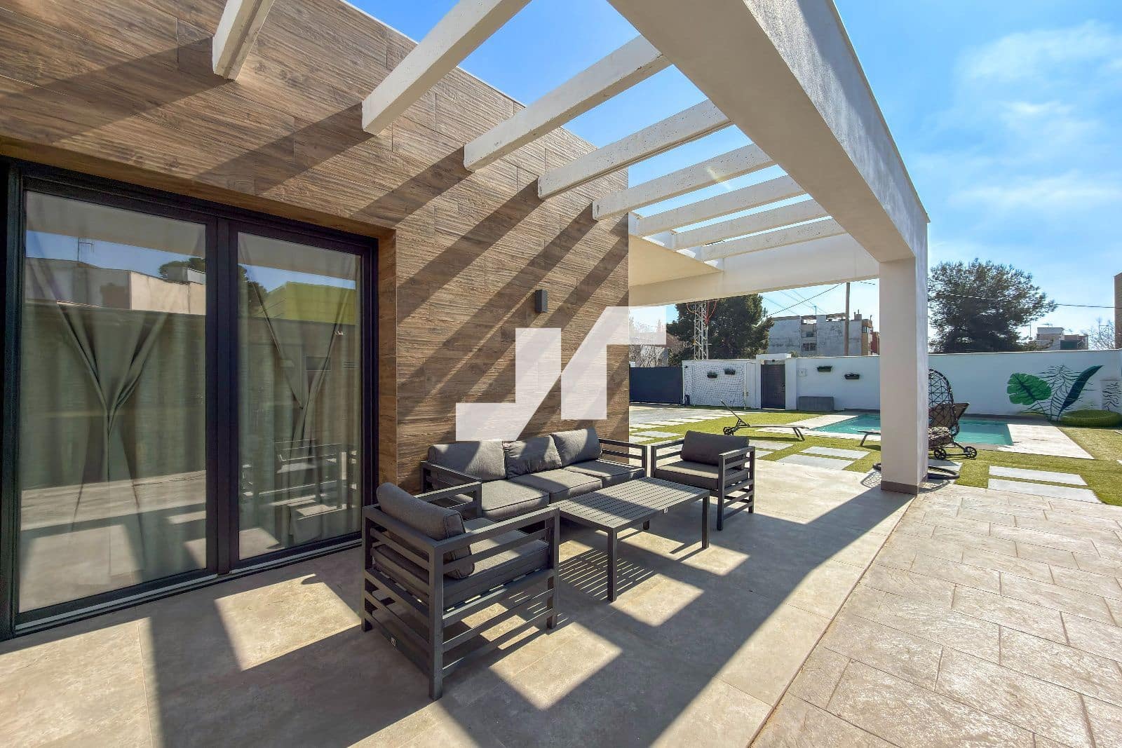 5 soverom Villa til salgs i Vila-real med svømmebasseng garasje - € 650 000 (Ref: 9699313)