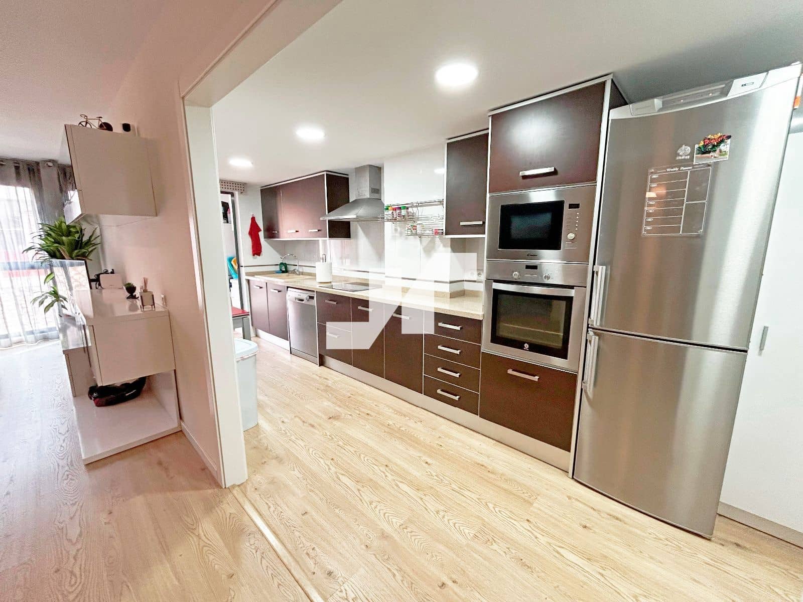 3 bedroom Flat for sale in Castello de la Plana with garage - € 220,000 (Ref: 9700136)