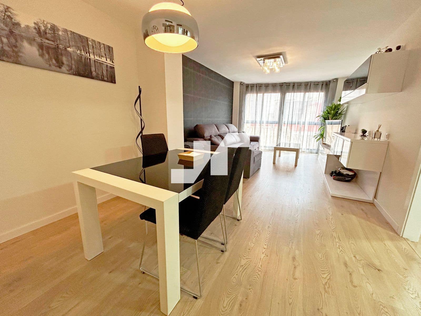 3 bedroom Flat for sale in Castello de la Plana with garage - € 220,000 (Ref: 9700136)