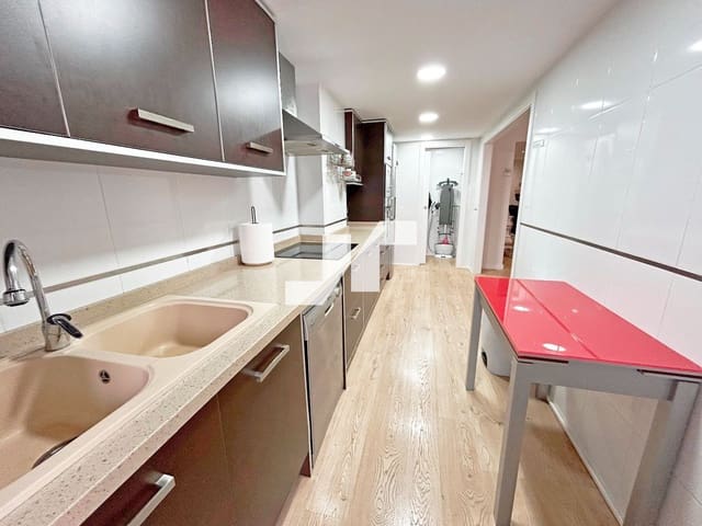 3 quarto Apartamento para venda em Centro, Castelló de la Plana com garagem - 220 000 € (Ref: 9700136)