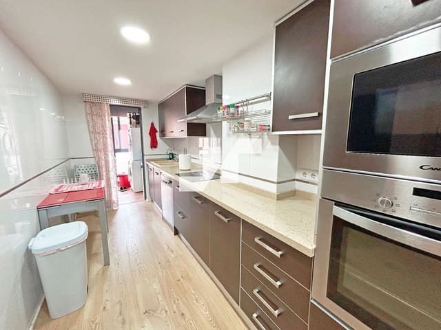 3 quarto Apartamento para venda em Centro, Castelló de la Plana com garagem - 220 000 € (Ref: 9700136)