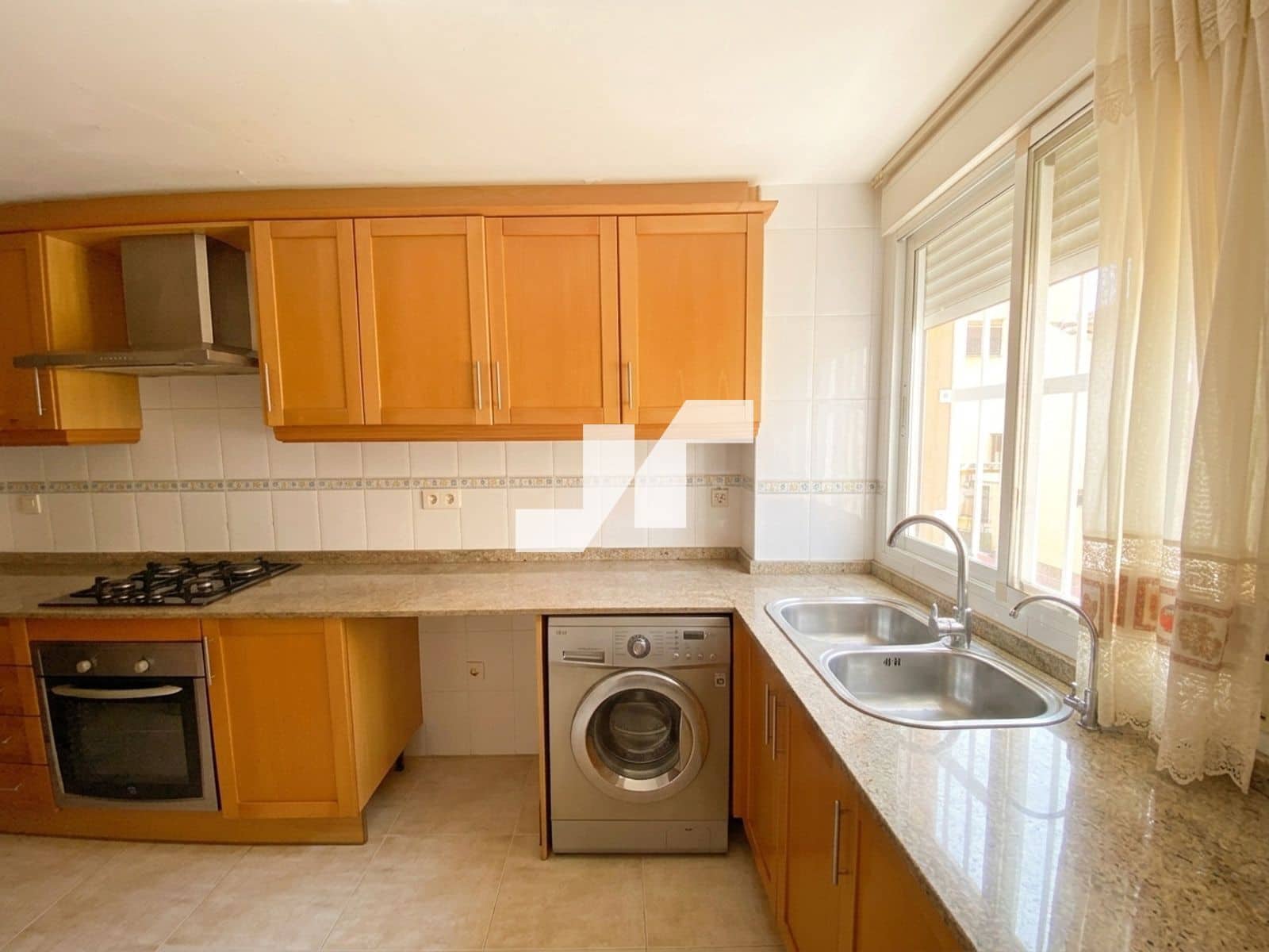 5 bedroom Townhouse for sale in Macastre - € 210,000 (Ref: 9722209)
