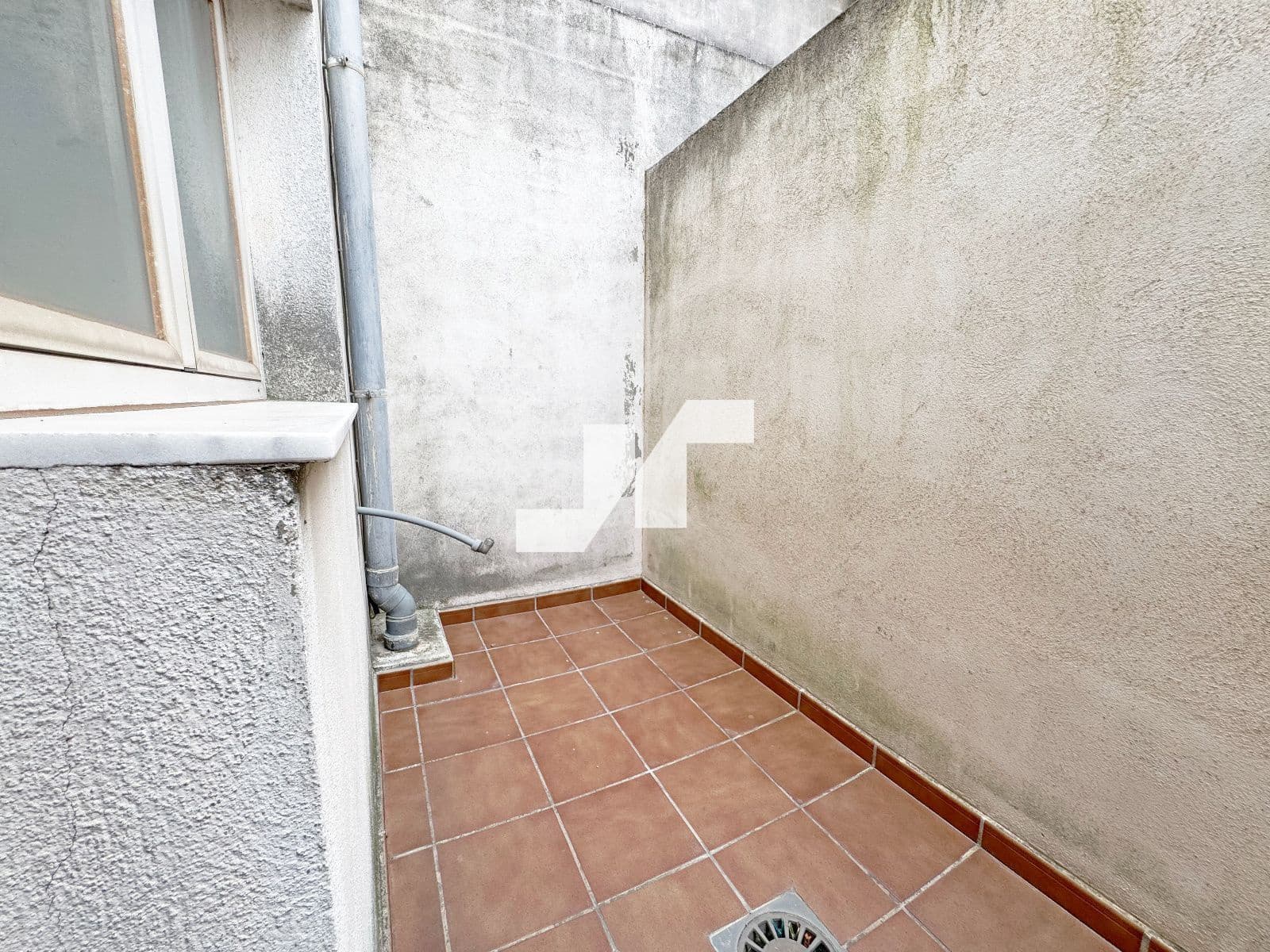 Villa for sale in Vila-real with garage - € 210,000 (Ref: 9722210)