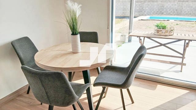 3 soveværelse Villa til salg i Vila-real med swimmingpool garage - € 539.000 (Ref: 9730750)