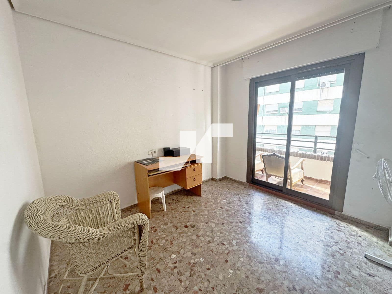 4 bedroom Flat for sale in Vila-real with garage - € 192,000 (Ref: 9734131)