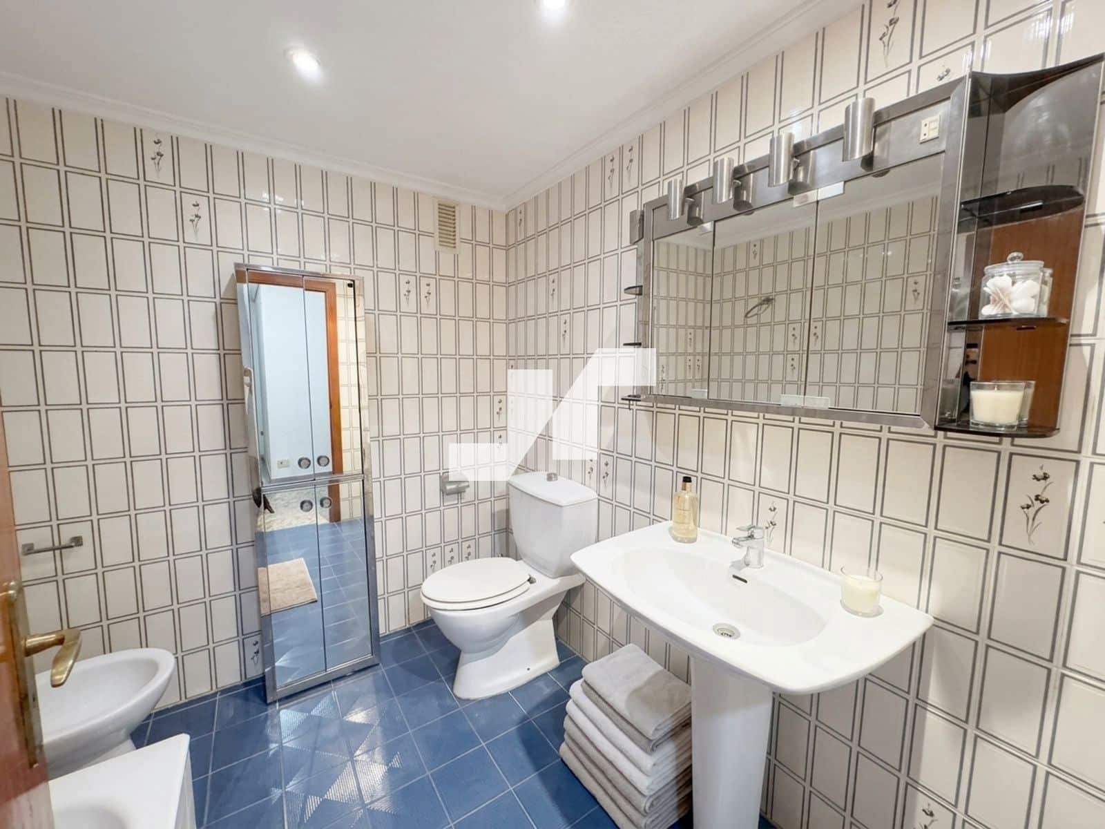 4 bedroom Flat for sale in Vila-real with garage - € 192,000 (Ref: 9734131)