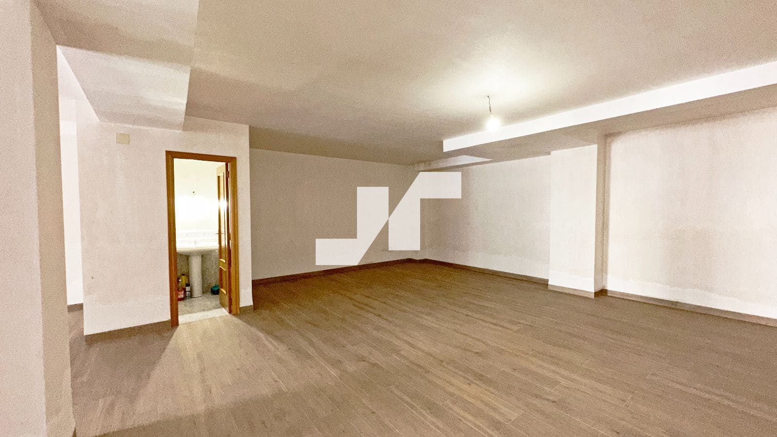 Office for rent in Vila-real - € 550 (Ref: 9734992)