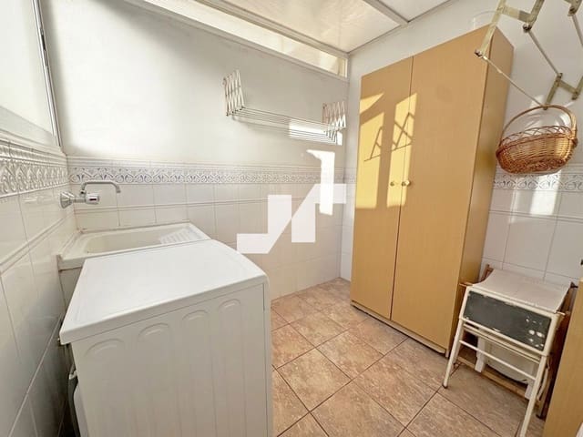 3 camera da letto Appartamento in vendita in Centro, Castelló de la Plana con garage - 195.000 € (Rif: 9734993)