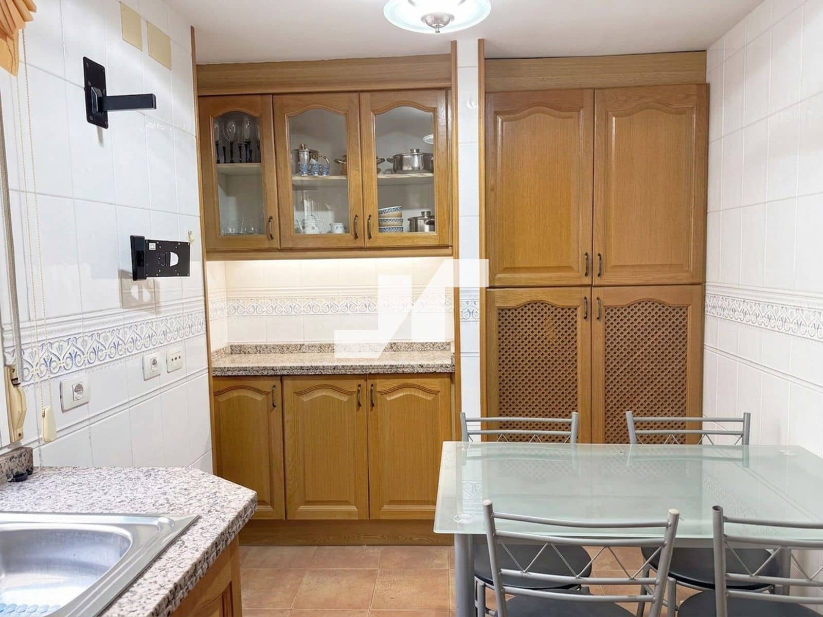 3 bedroom Flat for sale in Castello de la Plana with garage - € 195,000 (Ref: 9734993)