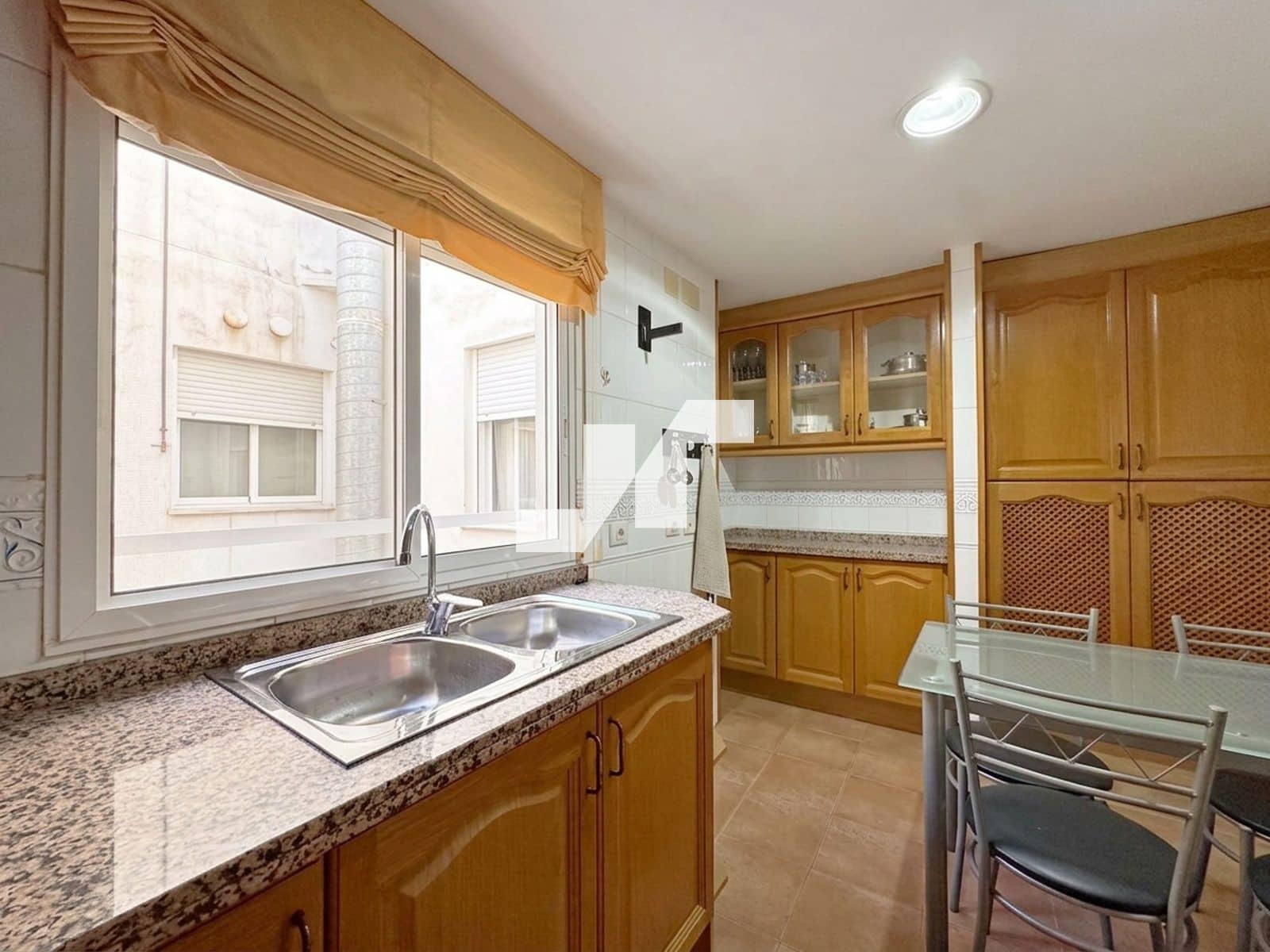 3 bedroom Flat for sale in Castello de la Plana with garage - € 195,000 (Ref: 9734993)