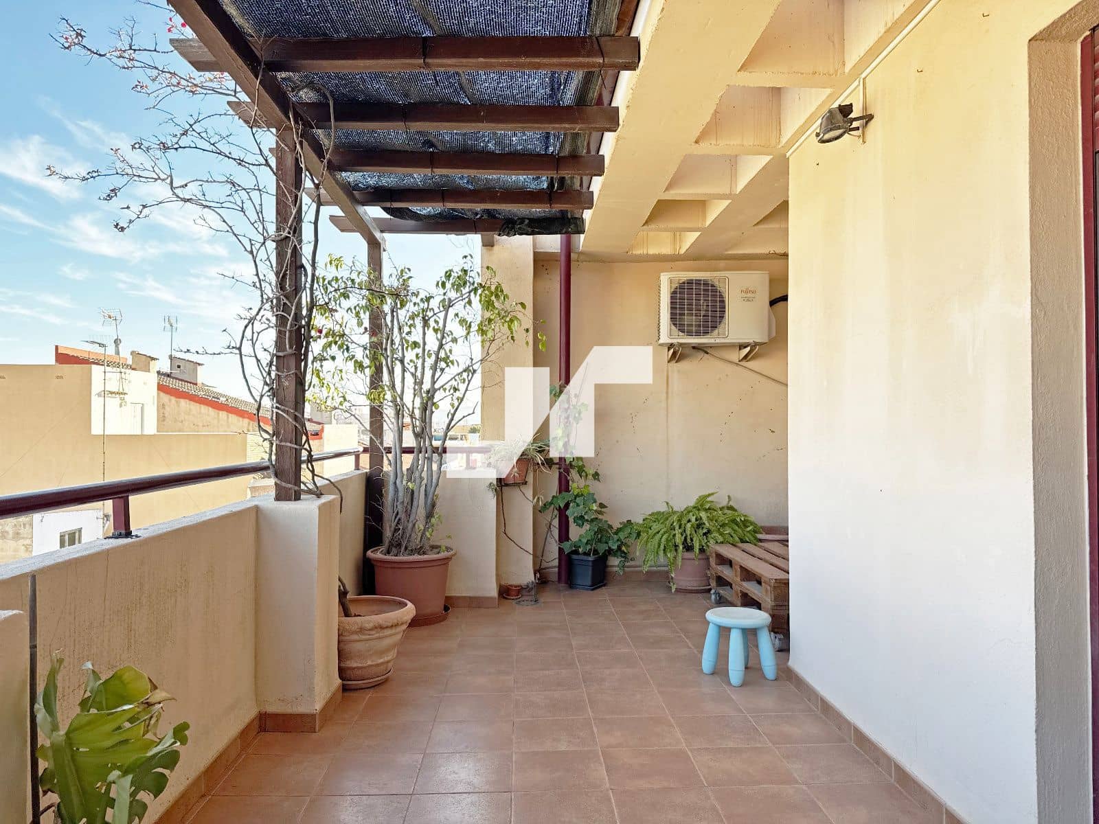 3 bedroom Flat for sale in Castello de la Plana with garage - € 195,000 (Ref: 9734993)