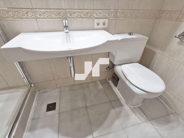 2 sovrum Lägenhet att hyra i Centro, Castelló de la Plana - 850 € (Ref: 9753441)