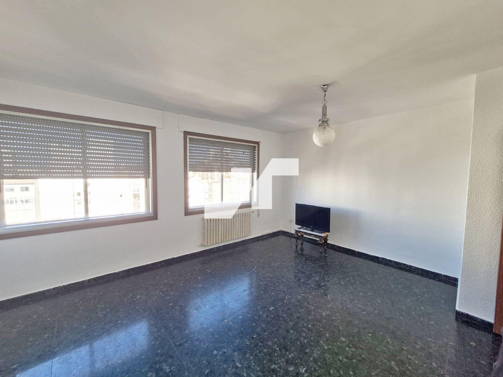 2 sovrum Lägenhet att hyra i Castello de la Plana - 850 € (Ref: 9753441)