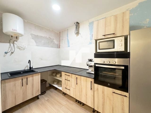 3 soveværelse Villa til salg i Burriana / Borriana - € 80.000 (Ref: 9776838)