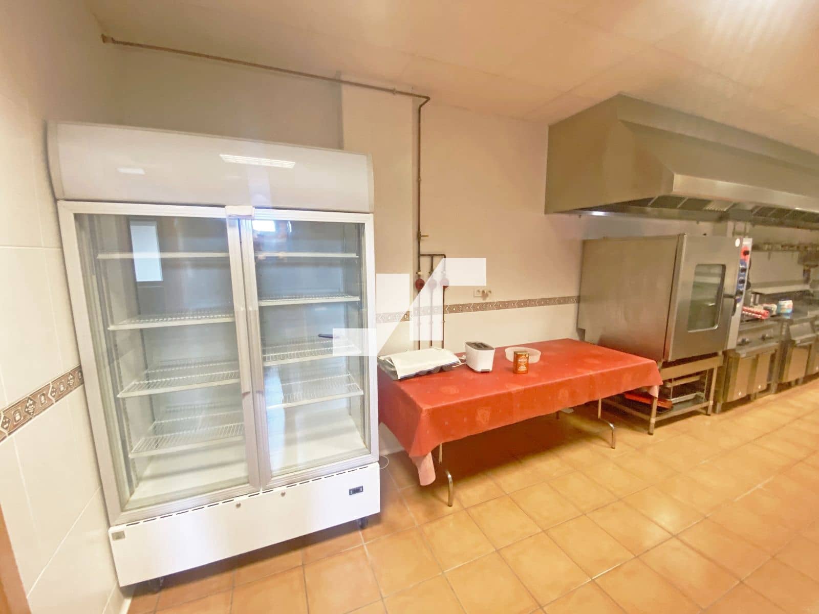 10 soverom Restaurant/Bar til salgs i Orea med svømmebasseng - € 2 000 000 (Ref: 9778777)