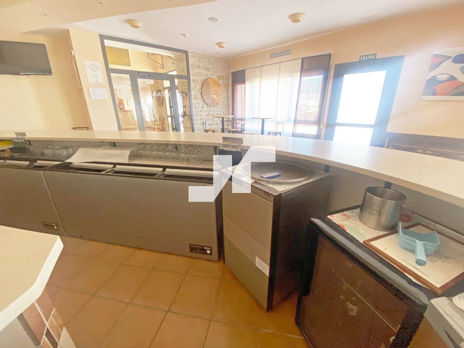 10 soverom Restaurant/Bar til salgs i Orea med svømmebasseng - € 2 000 000 (Ref: 9778777)