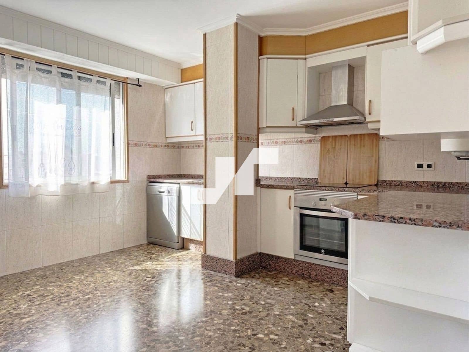 8 slaapkamer Restaurant/bar te koop in Burriana / Borriana - € 380.000 (Ref: 9790016)