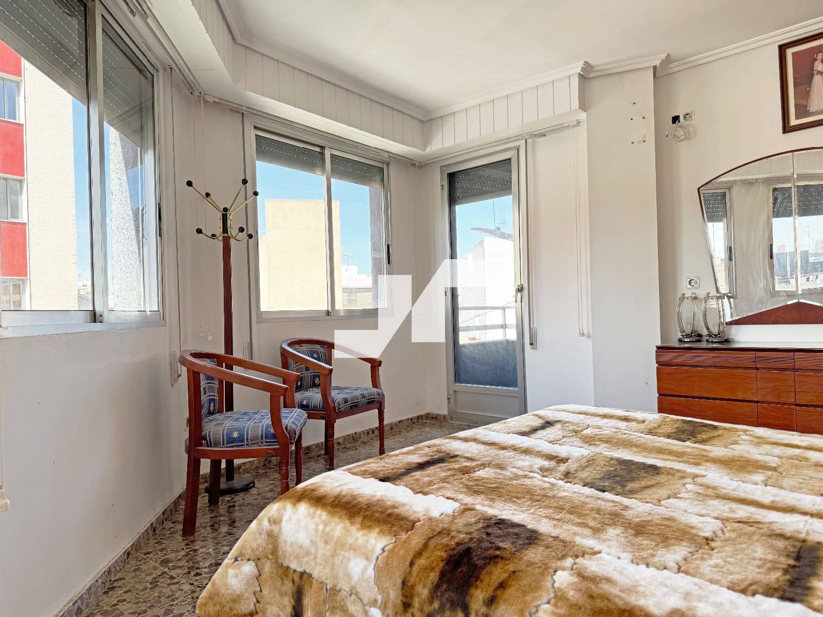 8 slaapkamer Restaurant/bar te koop in Burriana / Borriana - € 380.000 (Ref: 9790016)