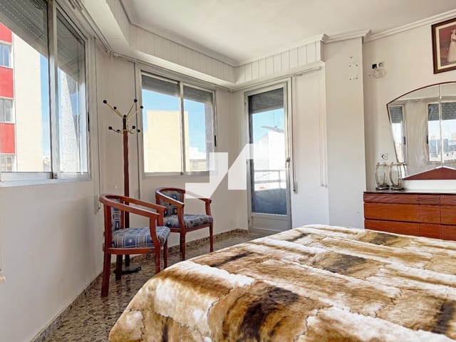 8 slaapkamer Restaurant/bar te koop in Burriana / Borriana - € 380.000 (Ref: 9790016)