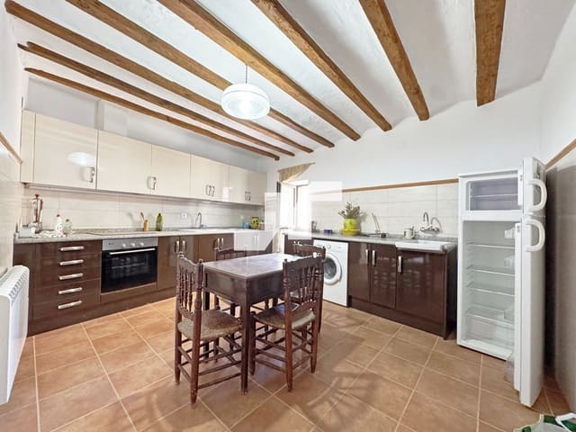 5 soverom Villa til salgs i Vistabella del Maestrat med garasje - € 285 000 (Ref: 9795412)