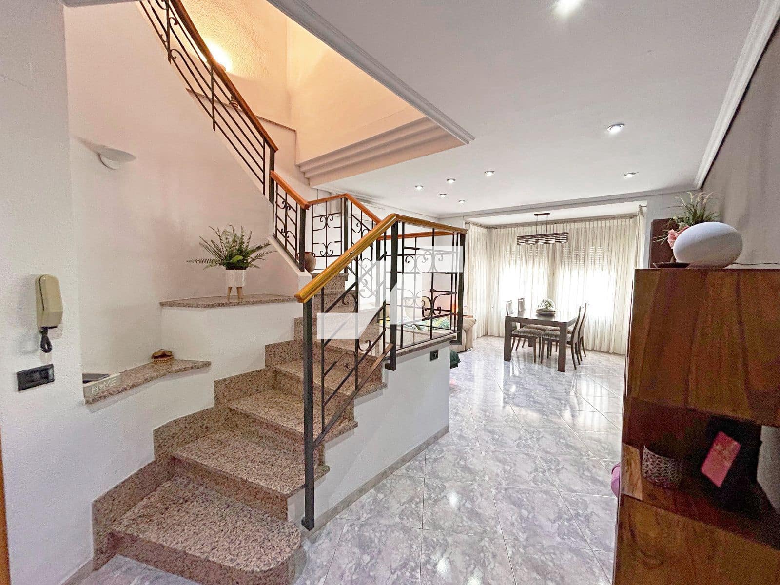 4 makuuhuone Huvila myytävänä paikassa Almassora / Almazora - 230 000 € (Ref: 9805884)