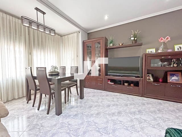 4 makuuhuone Huvila myytävänä paikassa Almassora / Almazora - 230 000 € (Ref: 9805884)