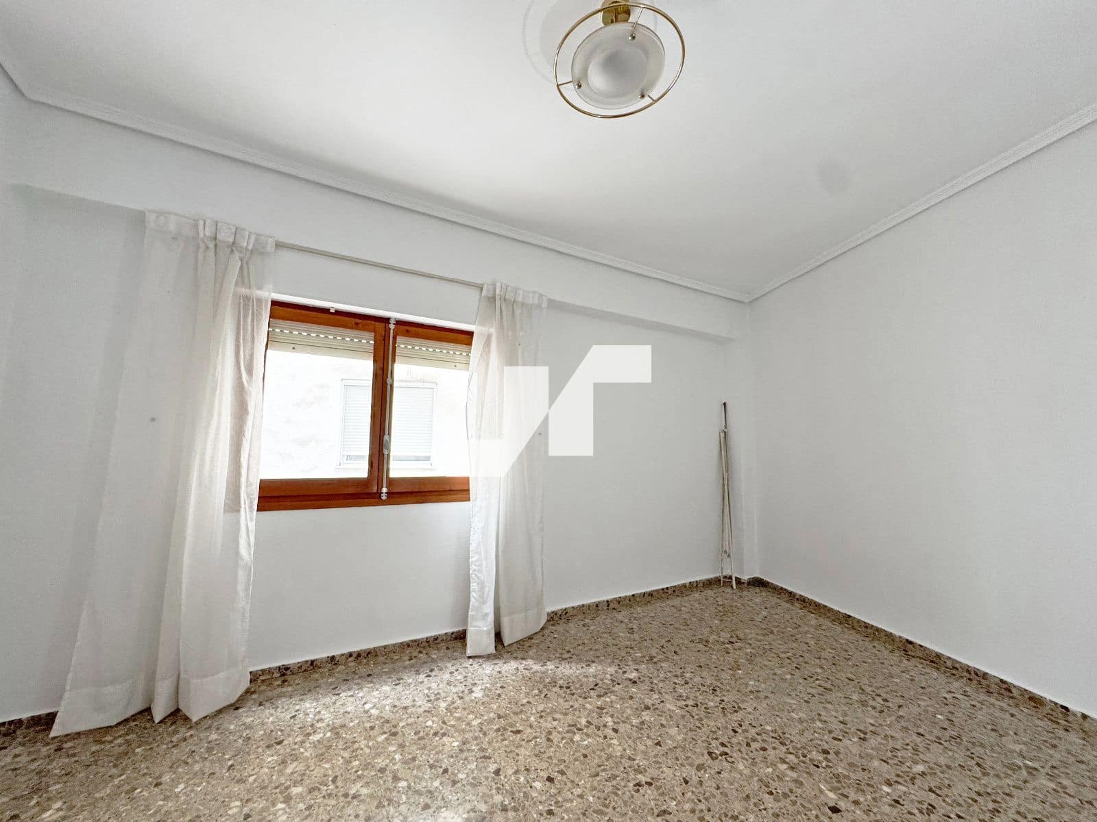 4 bedroom Flat for sale in L'Alcora - € 98,000 (Ref: 9815378)