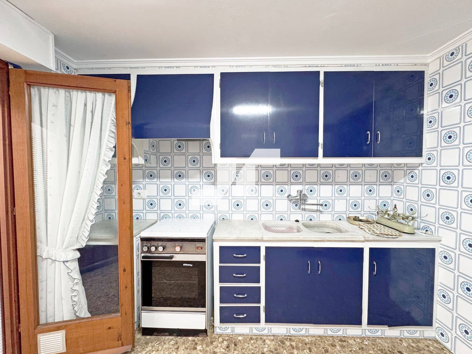 4 bedroom Flat for sale in L'Alcora - € 98,000 (Ref: 9815378)