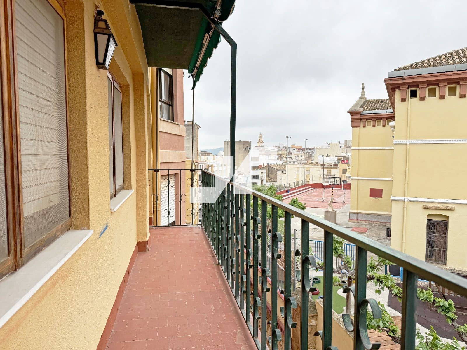4 bedroom Flat for sale in L'Alcora - € 98,000 (Ref: 9815378)