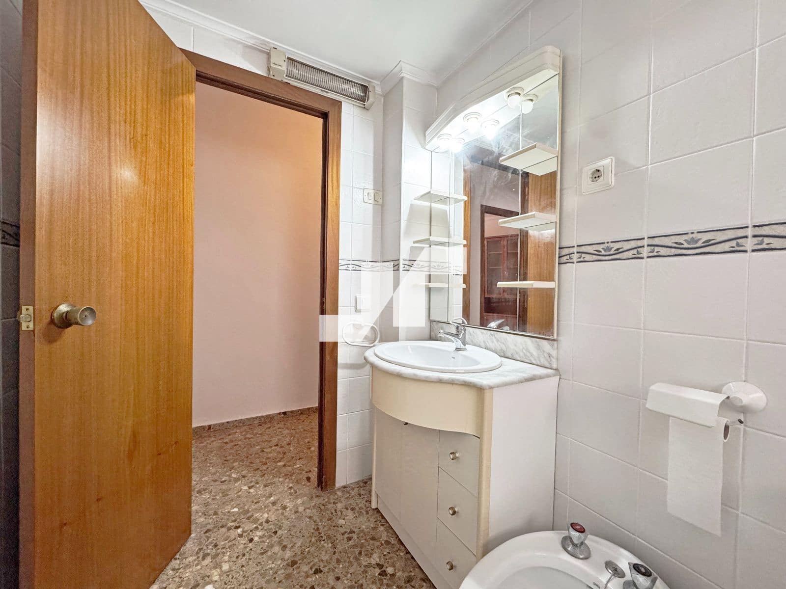 4 bedroom Flat for sale in L'Alcora - € 98,000 (Ref: 9815378)