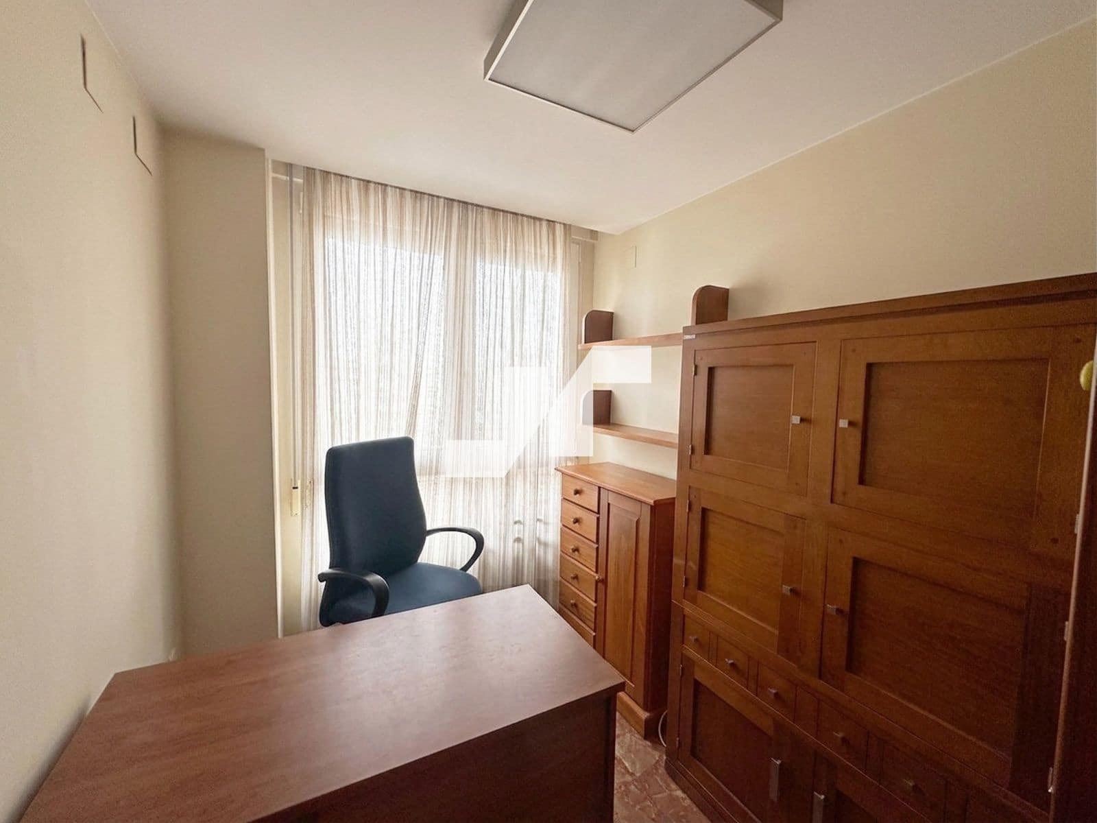6 bedroom Flat for sale in Vila-real with garage - € 350,000 (Ref: 9828153)