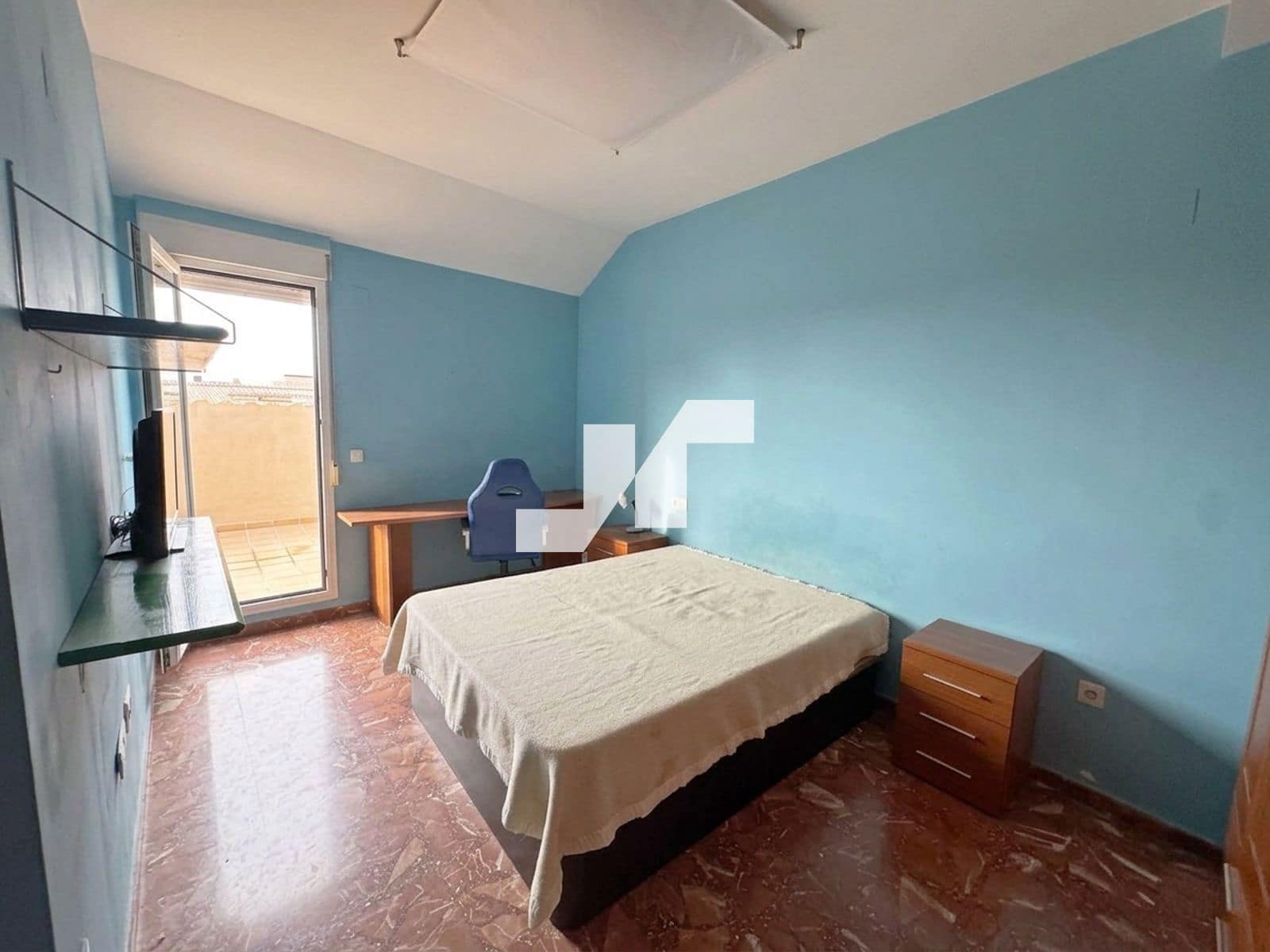 6 bedroom Flat for sale in Vila-real with garage - € 350,000 (Ref: 9828153)
