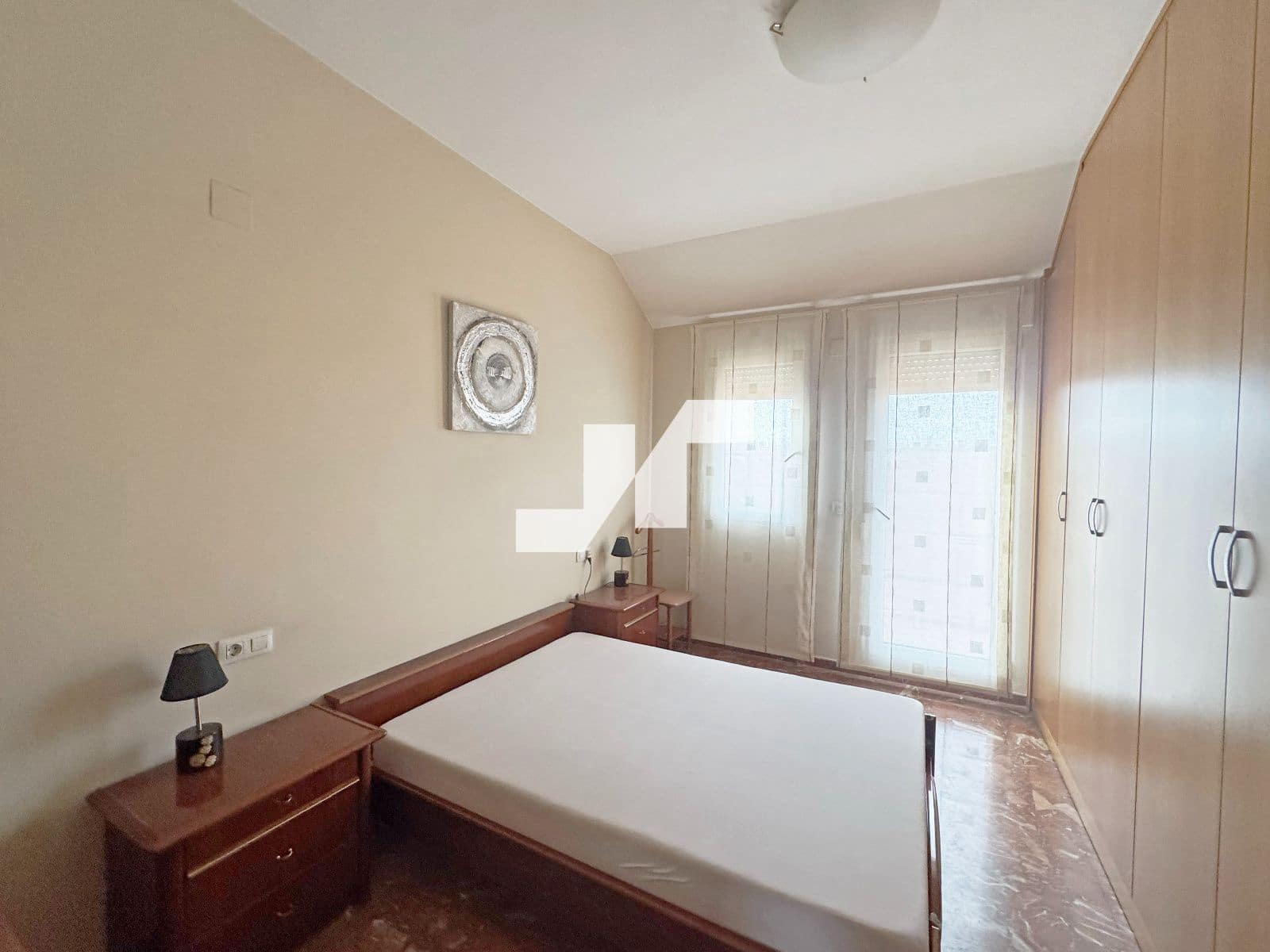 6 bedroom Flat for sale in Vila-real with garage - € 350,000 (Ref: 9828153)