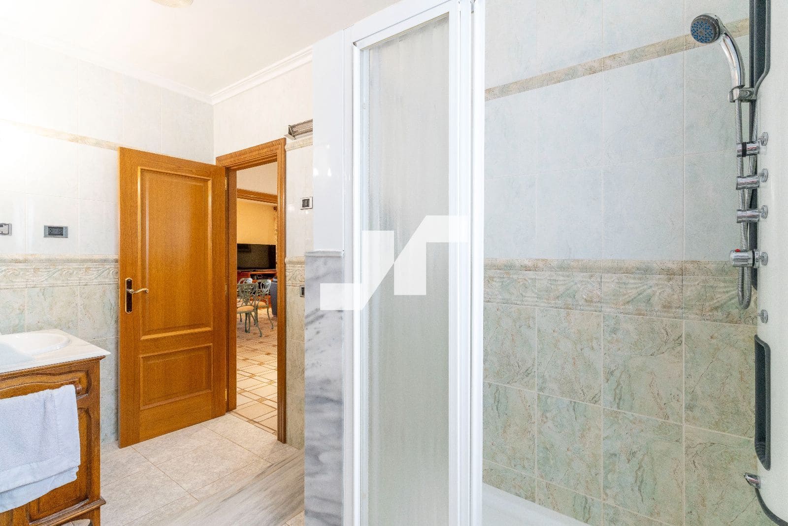 5 bedroom Villa for sale in Vila-real with pool garage - € 595,000 (Ref: 9836827)