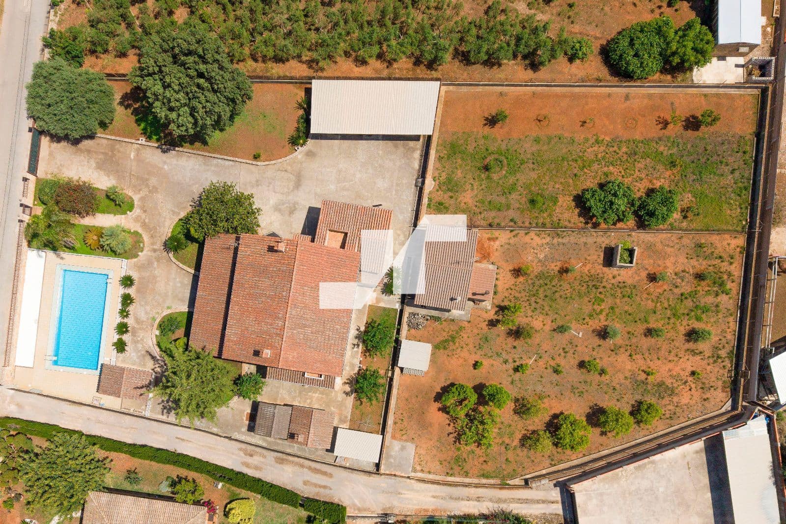 5 bedroom Villa for sale in Vila-real with pool garage - € 595,000 (Ref: 9836827)